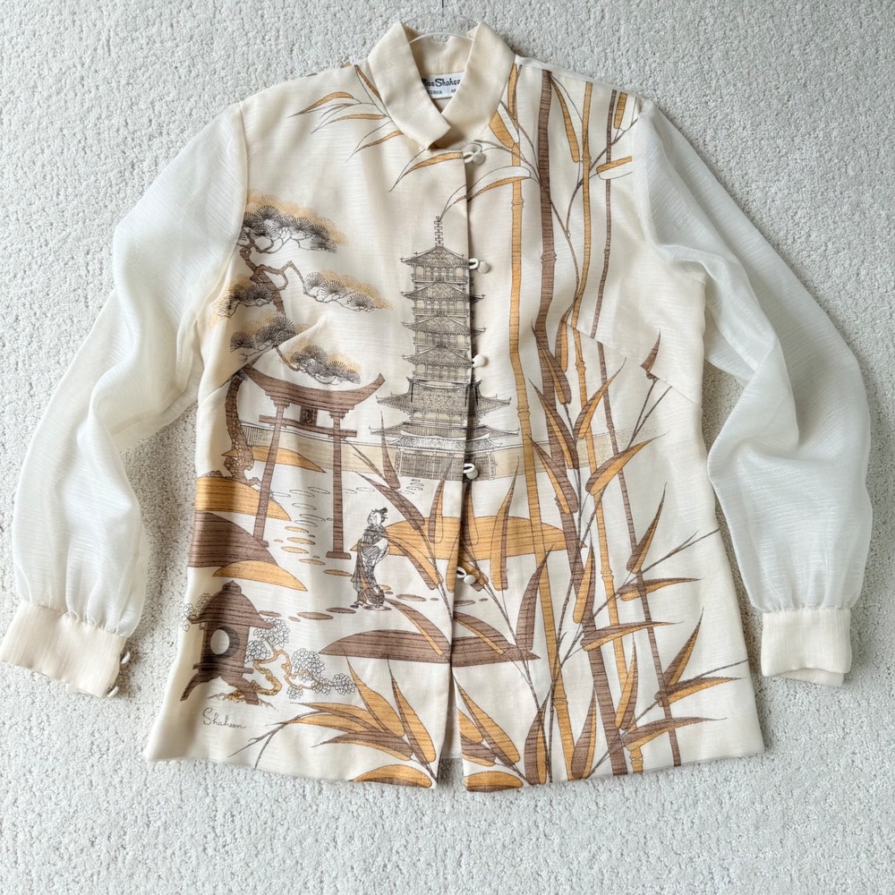 Vintage 70s Miss Shaheen California Hawaii Asian Pagoda Print Button Blouse Top